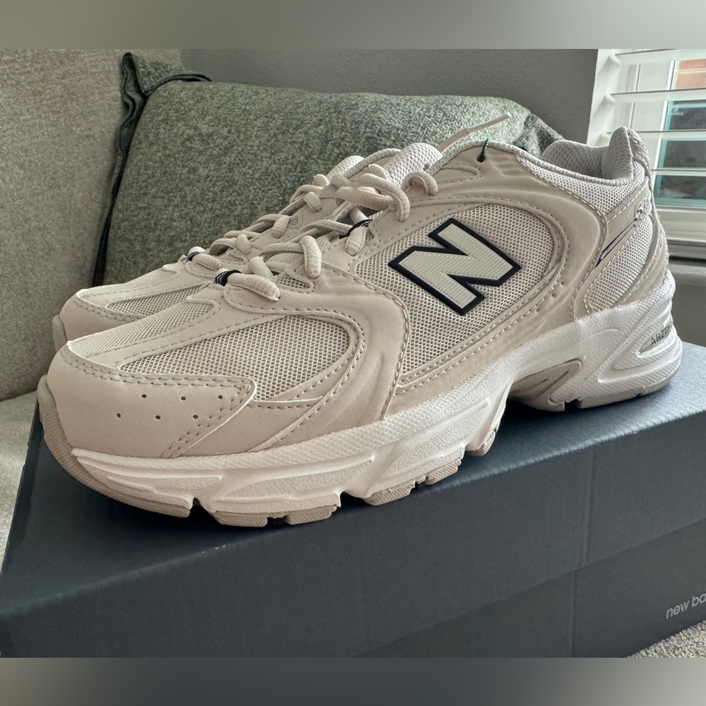 New Balance 530 Ivory
